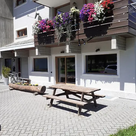 Casa Lalla アパート